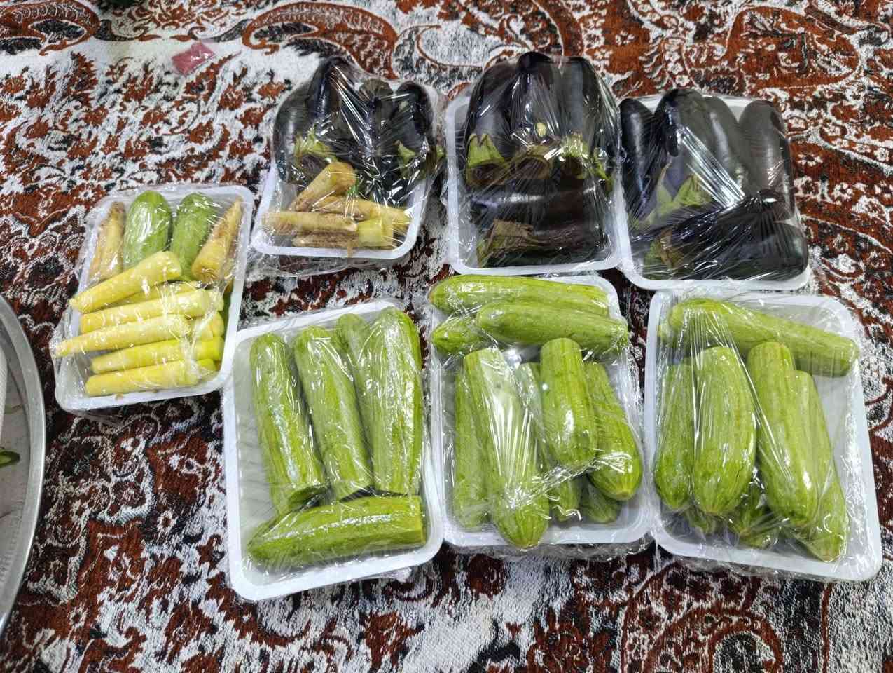 كل طلبات موجود عندنا في كبة حلب كبة جريش كبه رز كبة لبني حفرا كوسا وبنجان ورق العنب وتقشرا توم وفرم بقدونس كروس فرط رمان شيبرك فرم فصولي وبامي إلى بدو يحكين واتساب ***********

