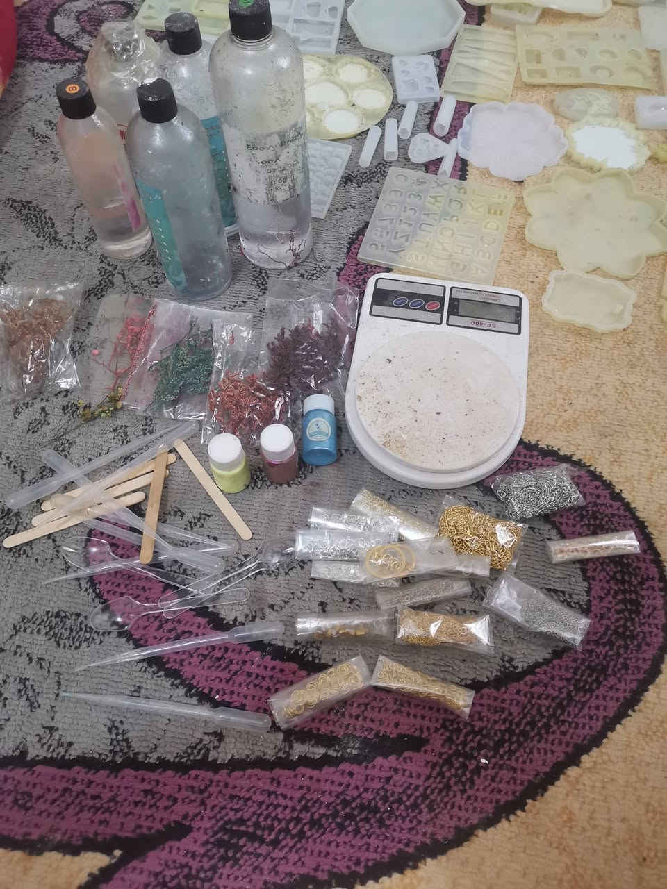 سلام عليكم عندي قوالب الريزن +ريزن A%B+ ميزان القياسات+زنجاليل+الوان نواع القوالب ريزن العلب بيهن نصاص السعر 80 مكاني بغداد مدينه الصدر


**إذا كنت صاحب هذا الإعلان وتريد حذفه لأي سبب، رجاءا أرسل رسالة إلى الدعم الفني**