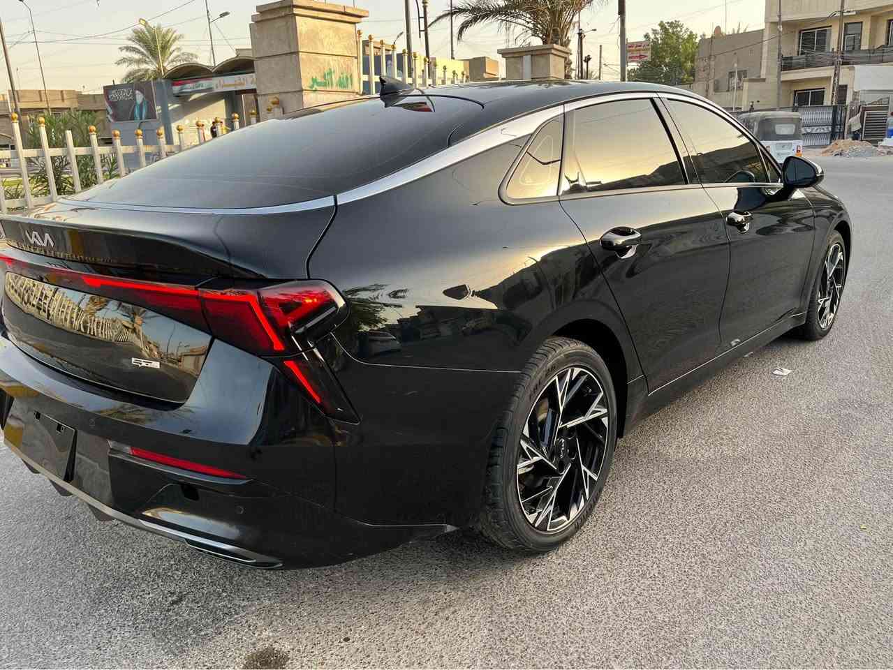 السلام عليكم للبيع 
K5
2025
جيتي لاين
داخل احمر 
محرك 2500ccتنفس طبيعي
كير at
بانورما 
كشنات كهرباء تدفئه
بصمه 
حسات امي خلفي 
رادارت ٣٦٠ درجه
عدادات شاشه متصل 
لايت بك لايت لد عدسات 
بلوجكتر عدسات
ستيرين رياضي 
فول تحكمات ستيرن
قايده ذاتيه 
١٣ سماعه بوز زاد دمام
ويل كب ١٨ 

اشاير لد
ابل كاربلي 
شحن لاسلكي 
وراد امريكي بدون رقم ماشيه الف وشويه يعني زيروه بعدها حادثه جاملغ وبنيد مبدلت تفصيخ اصلي نفس الون يعني بدون صبغ وبيه بارد شويه بالتكمه شرط بدون اي دواخل  مكان السياره بغداد ايربك ستيرن وبرده طاكت التصليح فوك الدرجه اولى مابيه برغي تجاري   *********** بغداد, العراق
