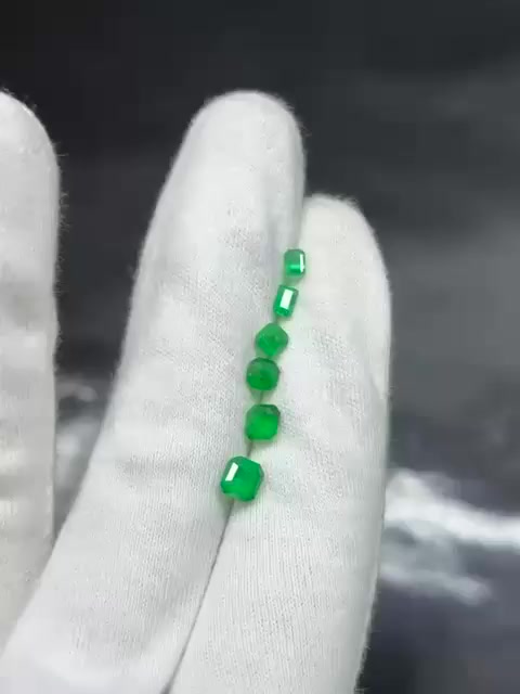 💖___MASTER PIECES LOT 
💖___VERY PRETTY 
💖___ NATURAL  
💖___EMARLD 
💖___CUT STONE LOT   
💖___AVAILABLE FOR SALE
💖___IN BEST PRICE
💖___WEIGHT : 2.60 CT 
💖___ORIGIN : SWAT,PAKISTAN 
💖___PICES : 6  
💖___PRICE : Inbox 📥 
💖___DM FOR MORE DETAILS


**إذا كنت صاحب هذا الإعلان وتريد حذفه لأي سبب، رجاءا أرسل رسالة إلى الدعم الفني**