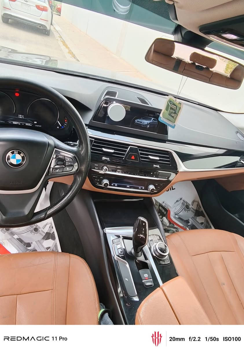للبيع  مستعجل   134$.
وبيها مجال قليل  

 بي ام  الفئه ال5 

  حجم 520i

موديل 18

 تكسي دبي. ممشى 550 

 المكينه مبدله وكاله  بل 21

 بيها قطعتين  كلير  باب السايق   فقط 

 السياره جاهزه من كلشي

 نقص بكلايت فقط 

مكينه 2000. توين بور تيربو 

موصفات هواي ومعروفه 

تحكم

جنطه كهرباء 

كشنات  كهرباء 

سايد بريك بصمه 

وهواي موصفات 

مكانها كربلاء مجمع الغدير


**إذا كنت صاحب هذا الإعلان وتريد حذفه لأي سبب، رجاءا أرسل رسالة إلى الدعم الفني**