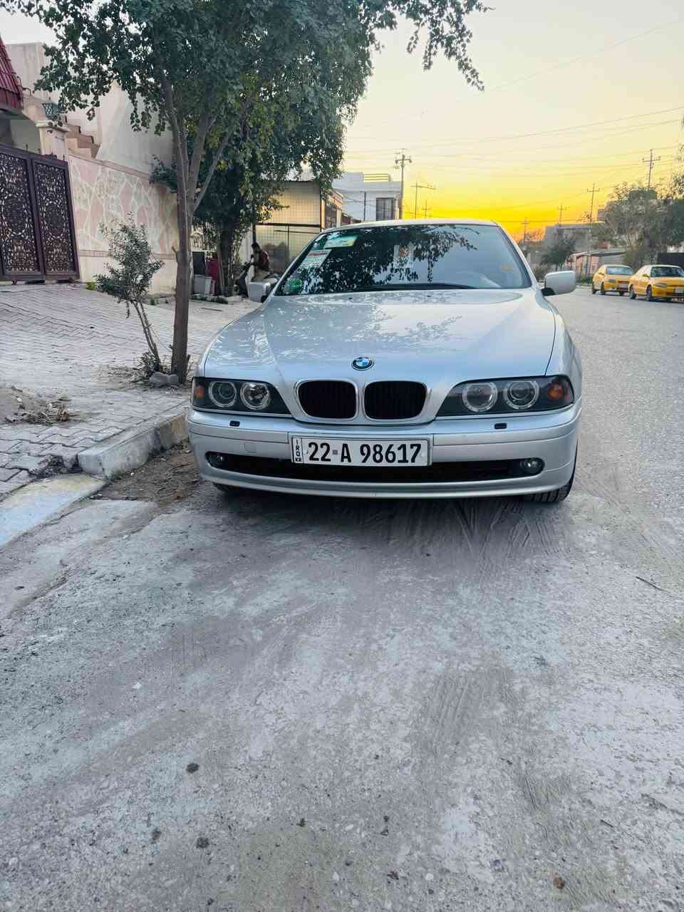 موديل 2002  حجم 530 مكفوله كفاله عامه ماشيه 313 حقيقي محرك دبل فانوس مسكر *********** كلها ع بلاد شرط فقط صبغ جماليه كركوك, العراق
