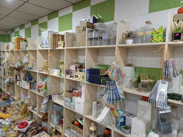 ١٦ ڕەفە بۆ فرۆشتن.. داری باش و تازە 🔥🔥
بەشێکی نزیکەی ١٠ مانگە دروست کراوە و بەشێکی کەمتر
٧ دانە ٢ مەتر بە ٢مەتر
٤ دانە ١ و نیو بە ٢ مەتر
٤ دانە ٨٠ سم تەقریبا بە ٢ مەتر
١ دانە ١ مەتر و نیو بە ١ مەتر و نیو
هەمووی قفڵی بە ٧ گەڵا 
خۆی نزیکەی ١٠ گەڵای تێ چووە
نامە بنێرە ئەگەر کڕیاری
***********
***********
