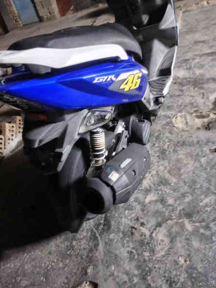 سلام عليكم
للبيع جيتي ار دشبول 3الوان موديل 2012  ما بيهة نقص كاملة كهربائيات كلهة شغالة تايرات دبلات نضيفة مكينة مكفولة برغي ما مفتوح بيهة شلعة و معدل كفرات بلاد اوراق كاملة دراجة جديدة السعر مليون بيهة مجال بسيط مكاني بغداد الشعلة الرقم ***********الشراي يتصل
