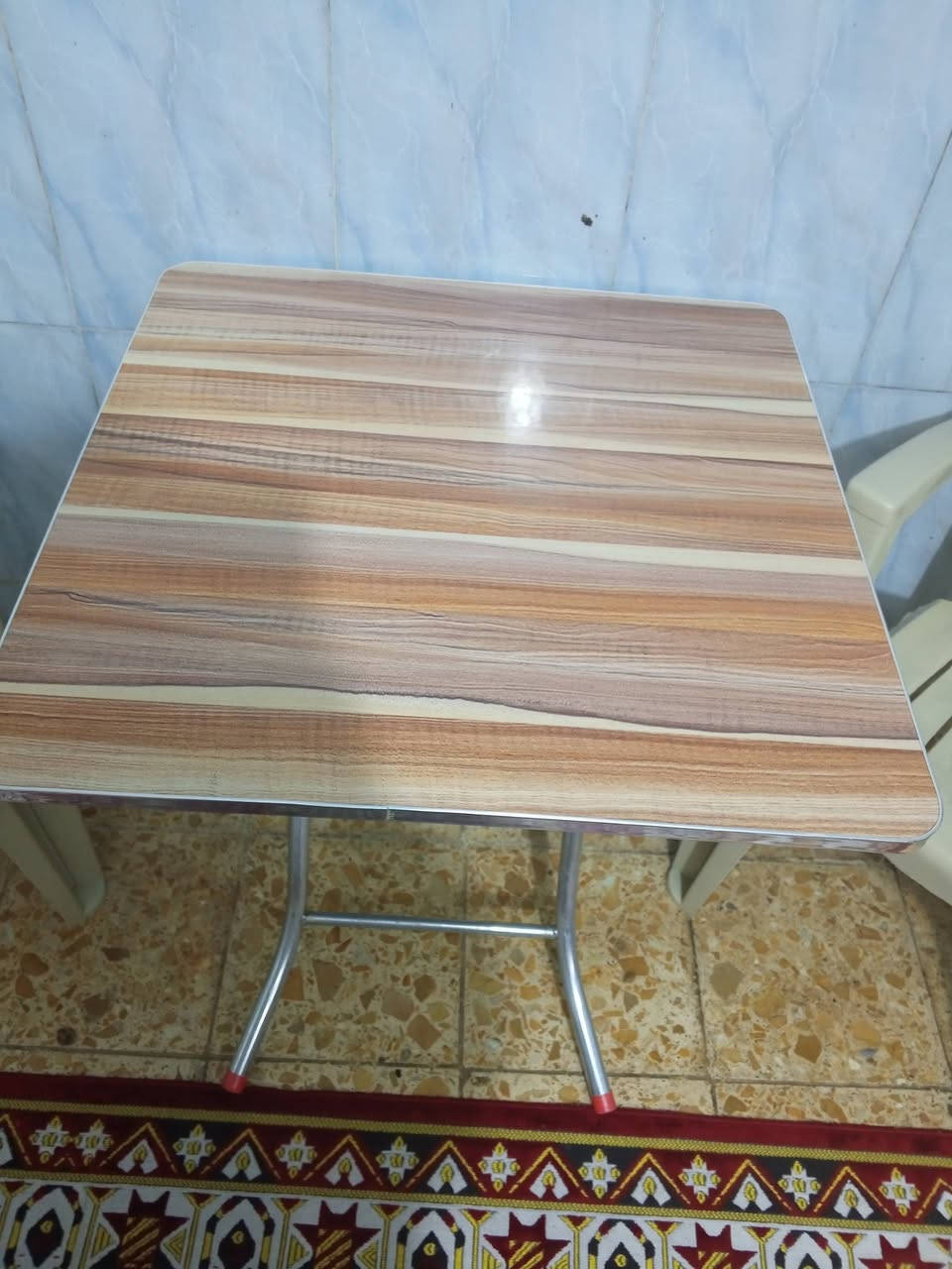 للبيع ميز طعام مع 2 كراسي سعر 30 وبيهن مجال


**إذا كنت صاحب هذا الإعلان وتريد حذفه لأي سبب، رجاءا أرسل رسالة إلى الدعم الفني**