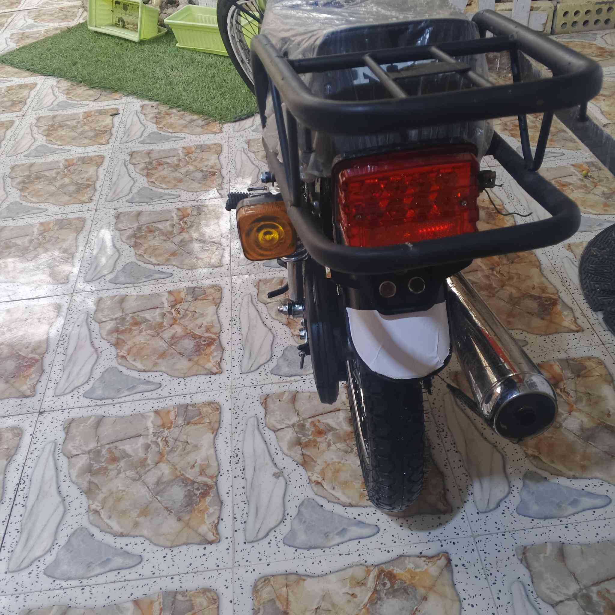 سلام عليكم
ارشا أصولي شاصي 2015

مكينه 22

غراض كله اصلي شلامجه قبل 20 يوم شادهن 

كوت نعمانيه ***********
