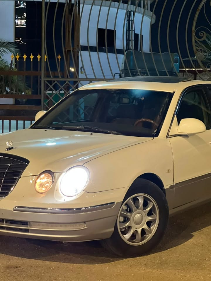 بعد التحية…
" ماشاءالله تبارك الرحمن "
KiA opirus ViP 2006 خليجي 
✅ ماشي137 الف كيلو حقيقي شرط ✅
سيارة واحد على واحد فئة رئاسية مواصفاتها متخلص 
فتحة سلايد زنون عدسة كهرباء بلادي عداد ليزري بلادي مقود كهرباء فول تحكم مثبت سرعة بردة خلفية كهرباء 8 ايرباك اربع جامات اوتو تدفئة كراسي كراسي كهرباء مع ذاكرة خزن تبريد قطعتين ثلاجة دبل حافظة وسطية داخل صاج مري كهرباء 
مانع انزلاق ABS وتراكشن كونترول دبل كزوز سستم صوت انفنتي بلاد وضعيات قيادة المري تنزل عند الرجوع للخلف مراية وسظية ذاتية التعتيم اضاءة داخلية محيطية مسند وسطي ملكي خلفي كشاف ضباب اشاير لد وبعد مواصفات مدا اذكرهن محرك V6 3500 مكفول گير اوتوماتك مكفول سيارة صاروخ 🚀 سيارة عزلها يخبل تسد الباب بعد كلشي متسمع ترايها وسياقتها مال مارسدس مثل الالماني بضبط سياقتها تخبل تبريدها ثلج حدادية نافضها كله جديدة وكالة على ايدي سيارة ماناقصها برغي ومتحب عطل ابد كلش قوية والجانيها يعرف سابقاً قطرة صبغ مبيها بس صبغتها عام درجة اولى هنا ب النجف على مود الجراد وشخوط قليلة للجمالية وشرط السونار السيارة ماشية ١٣٧ الف حقيقي على ايدي نصبتها ب الشارع تخبل فدشي مرتب وامانة هيج سيارة بهيج نظافة بلعافية ع الياخذها السيارة كلش قوية بنيد ماتفتح وعن تجربة جانيها صار سنين ابد متحب عطلات نهائياً رقم بابل تحويل مباشر 
سعرها 79 ورقة مجال قليل حق الجية وسعرها ب النسبة لترايها ومواصفاتها لاشيء للاتصال *********** هذا رقمي عنواني نجف شارع الروان اسف الاطالة
