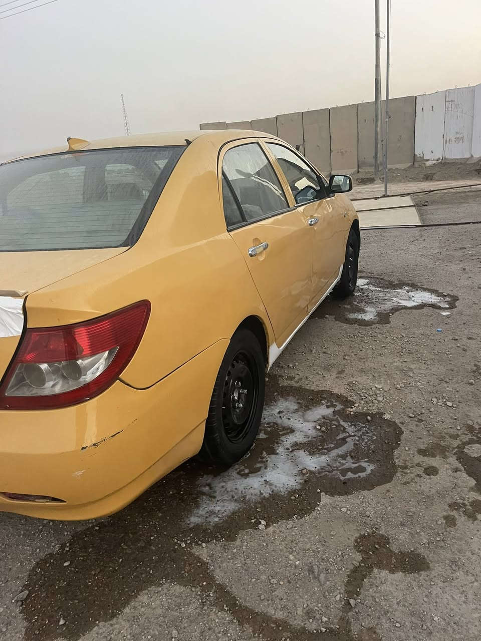 السلام عليكم بي وايدي موديل ١١رعيه متوفي بس أهله موجودين أقابلك وياهم ماعتهم شي عوزه صدر خلفي سعره ٣٠ بغداد ***********
