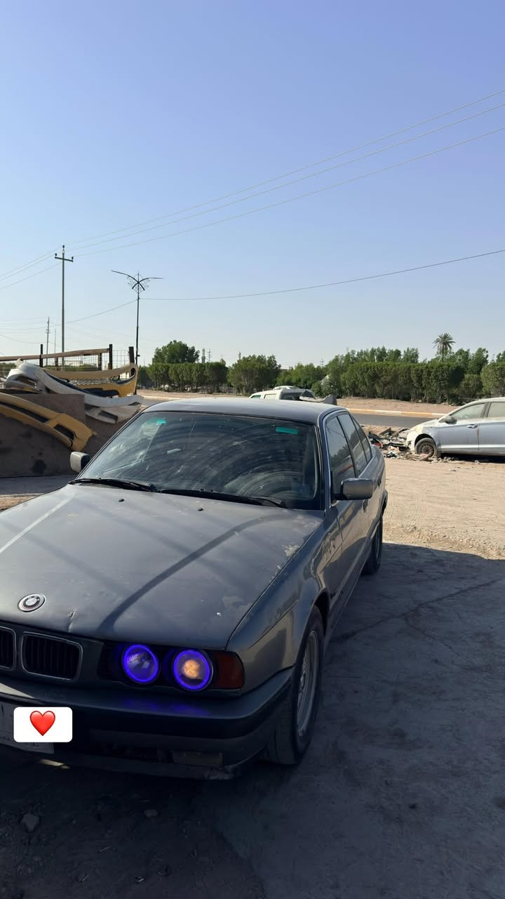للبيع ٥٢٥ ٦سلندر رقم بغداد مسكر كلشي مابيه عوزه ترتيبات بسيطة المحرك بي نكثة ابيع معلك ولف 
تبريد شغال ***********
