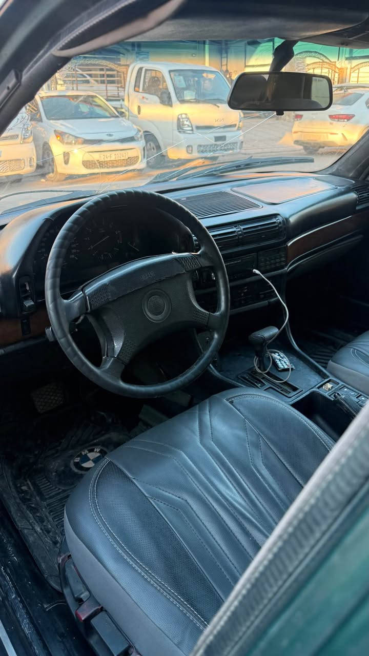 بي ام دبليو 750i اصل 
محرك وكير بطة 3000vvt شرط 
موديل 1991
سلايد 
كشن مغلف جديد 
تبريد تدفئة شرط 
دبل كومبيوتر 
رقم نينوى الماني 
كابون بانزين
كهربائيات شغالة 
 السعر : 31 
للاستفسار: *********** 
مكان السيارة موصل موصل, نينوى
