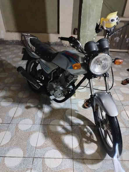 دراجة دايون عضم للبيع موديل 18 أوراق اصولي اصولي مفتوحة فقط لاستيك ولف غير شي ما مفتوح مكينة ناعمة نخبل خرسة السعر 650 وبيهه مجال رقم*********** مكاني الديوانية المركز
