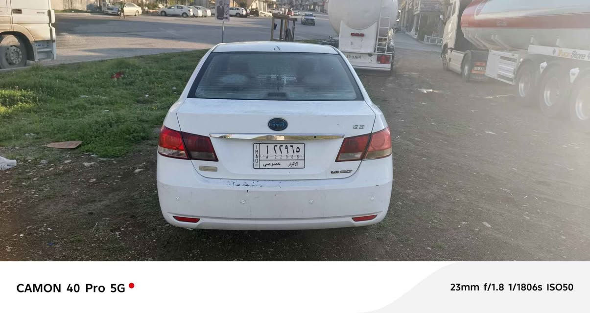 گێرو مەکینەی تازە گۆڕاوە بە صەنی بە شەرت
سەنەۆی اصڵی
سڵاید
قفڵ مەرکەزی
سکان فولیوم 
جام کارەبا
سەیارەیەکی مەزبوتو بێ کێشەیە. 
***********٥
***********
ئەوە ڕەقەمی خاوەنیی     لە سلێمانییە  سیعری  ٣٦ گەڵا Singapore
