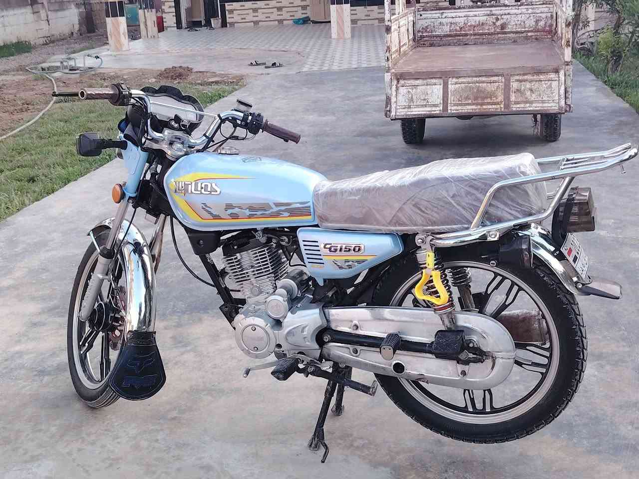 السلام عليكم
للبيع سيفان موديل 2023 وراق كامله كهربائية كله شغاله مكان ديالى سراجق السعر ٦٠٠ وبيه مجال تصل على رقم هاتف ***********
