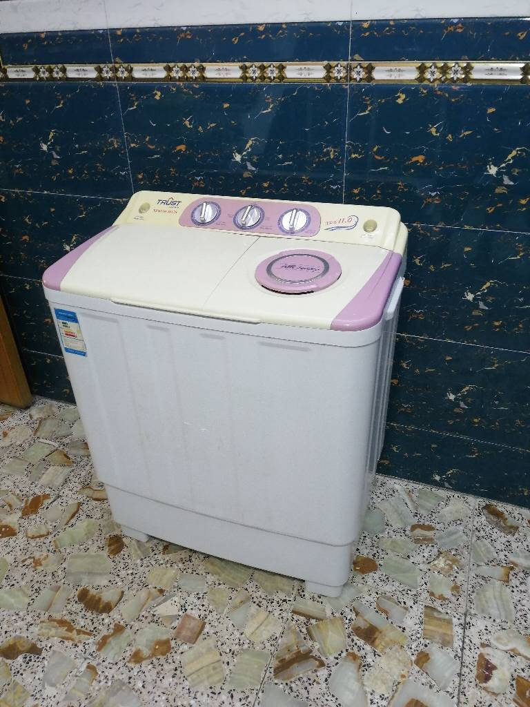 ‎غساله تورست ٧ كيلو نظيفه ع الفحص غسل وتنشيف السعر ٦٠ الف العنوان بغداد مدينه الصدر‎ بغداد, العراق


**إذا كنت صاحب هذا الإعلان وتريد حذفه لأي سبب، رجاءا أرسل رسالة إلى الدعم الفني**