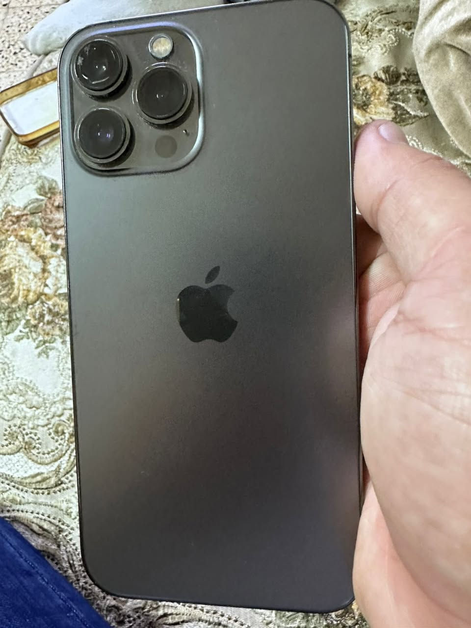 13 برو ماكس للبيع جهاز نظيف 
معله بطاريه وبي ضربه بل شاشه مال كاميرا العدسه مال كاميرا شغاله وتصور اعتيادي مكاني بغداد السعر عله الواتساب 
***********

