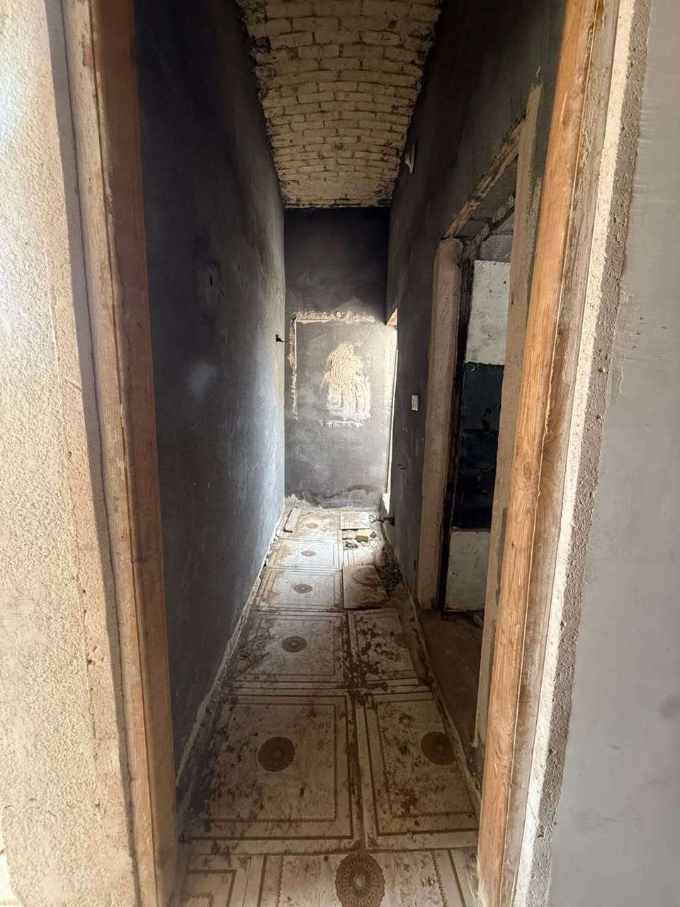 يالله سلام عليكم
بيت زراعي مساحه 200عوزه نواقص قليله بسديناويه بشارع مستوصف مقابيل الملعب يحتوي ع غرفتين وصاله ومطبخ وصحيات واستقبال مكامله سعره 37وبيه مجال وينباع اقصاد شراي تفضل خاص وتدلل ***********
