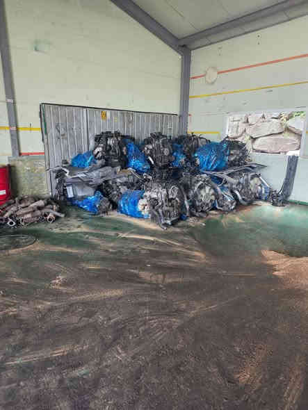 بشكر تزداد النعم 
بفضل الله تعالى سوف تصل حاويه  غراض ستاركس 

كصات تحويرات مكينه 2012

مكينه 2007 كل مايخص الستاركس 

سعارسعار سعار تنافسيه 

تحويرات كامله بلاش بلاش 

 ومساعده لخوانه سواق 

نفتح قصاد قصاد من يوم 10//12

العنوان ذي قار رفاعي وتساب ***********

هاتف ***********
