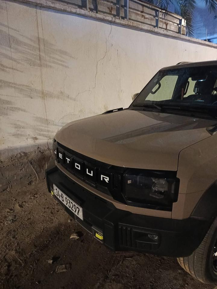 جيتور T2 شركة هارلم

ماشية  17  الف كيلو

اللون صحراوي اغلى لون 

الموديل :2025

مرقم بصره

ضمان ١٠ سنوات

دواخل لون زيتوني

• بانوراما

• حساسات امامي خلفي

كاميرات ٥٤٠ درجه

كشنات جلد

تبريد قطعتين

شاشة عرض حجم ١٥.٦ انش

شغيل عن بعد وبصمة 

انعكاس الشاشة كاربلي واندرويد اوتو

‏USB 2 منفذ

ناقل حركة 7 سرعات

منفذ تايب سي

اوامر وتحكمات صوتية

رادار عبور المياه

٨ وضعيات قيادة

مثبت سرعة

قيادة شبه ذاتية

رادار امامي وخلفي

محرك 2000 تيربو 254حصان

• نظام مراقبة ضغط الاطارات

السيارة مواصفاتها متنعد

مواصفات السيارة معروفة فول الفول

السعر 40 مليون وبيهه مجال 

العنوان: بصره

الرقم: ‭***********
