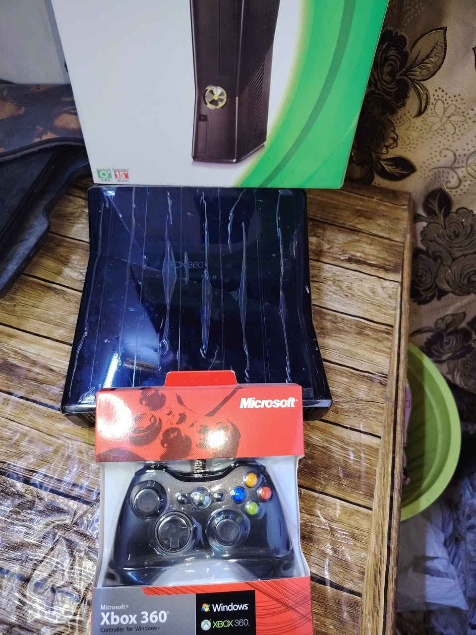 جهاز اكس بؤكس سلم  360 با اخو جديد نظام فري ستايل واجه عربيه منزل بي 250  لعبه  من اقؤى الالعاب الاكس بؤكس جيتي كراند فورزه بيس 23 عربيه  وريد ديد وكل الالعاب قتاليه مع جوستكين  واحد جديد . وغراضه كامله. للاستفسار اتصل ع واتساب ***********... السعر 125 بغداد, العراق
