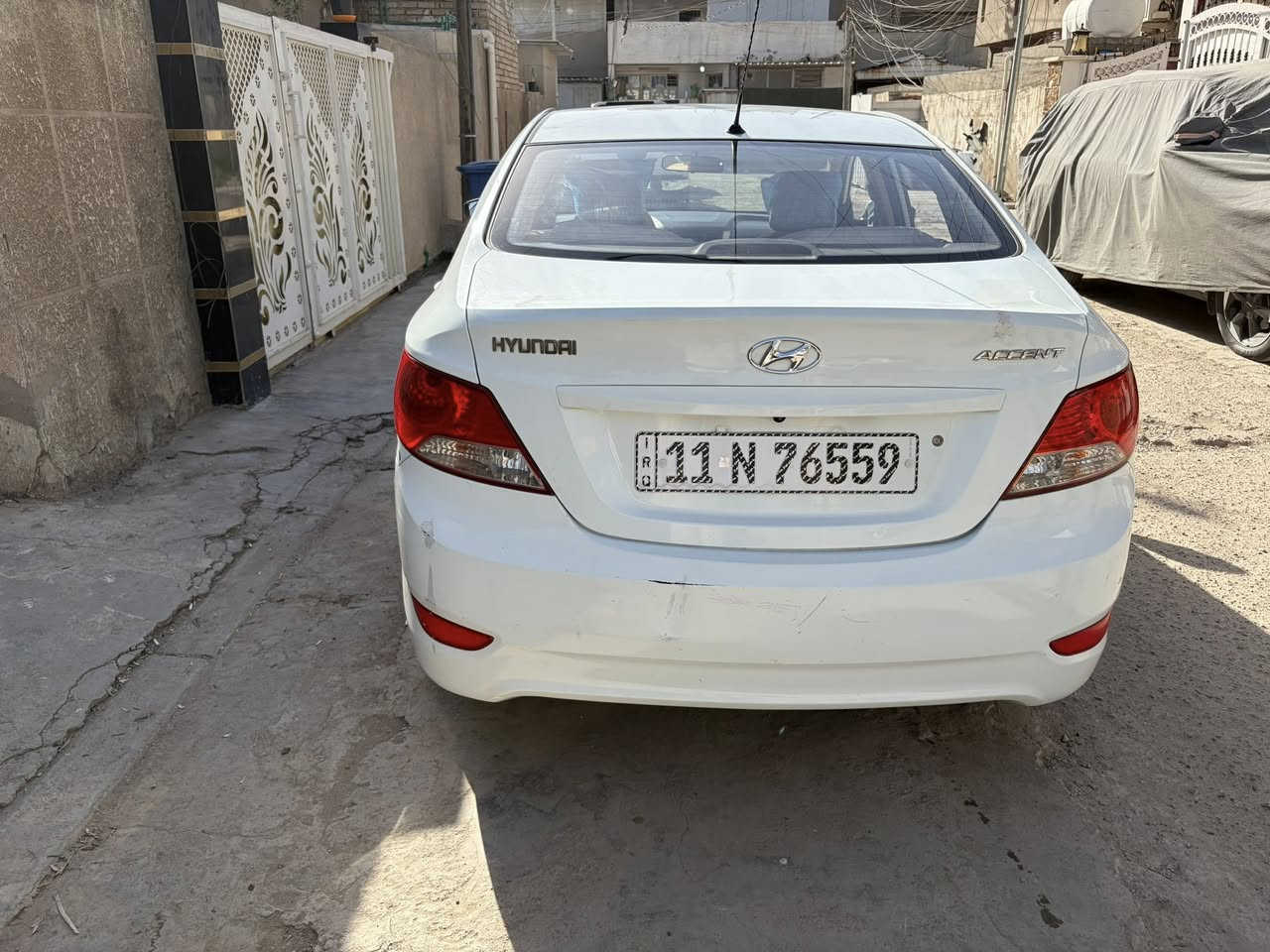 السلام عليكم اكسنت 2013 خليجي رقم بغداد تحويل شرط مكينه ١٦٠٠  المرغوب أم القطرتين لا تنقيص ولا تبخير خير من الله  بدون صبغ تخم تاير جديد مع الويل كب علما وياها الويل الأصلي   بيه بعض الرصعات البسيطة صبغ بس الدعاميات
سعرها ٩٤ ورقه ومجالها كلش بسيط  مكانها الأمين الثانيه
***********
