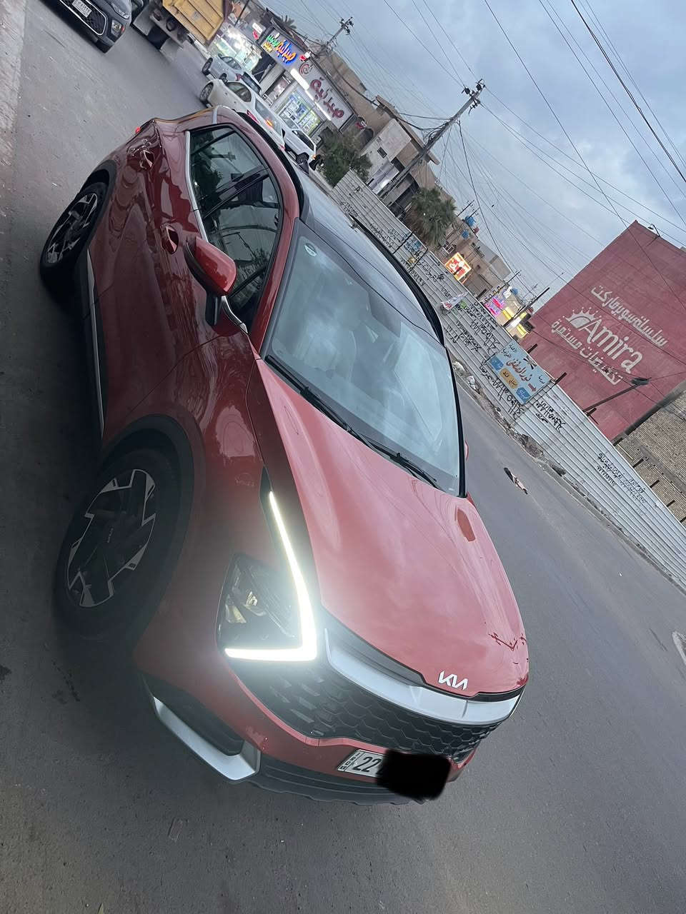 سلام عليكم للبيع كيا سبورتج 2024 لون مشمشي خليجي رقم اربيل بسمي شرط التحويل ماشية 36 الف السيارة فول مواصفات 1/1 مواصفات الجيتي لاين السيارة مكفولة  مواصفاتها رادارات كشنات حار بارد ستيرن تدفئة كشنات جلد كشنين كهرباء باب خلفي كهرباء بانوراما فول لدات امامي خلفي حساس امامي خلفي يعني فول مواصفات السعر 233$ عنوان بغداد ***********
