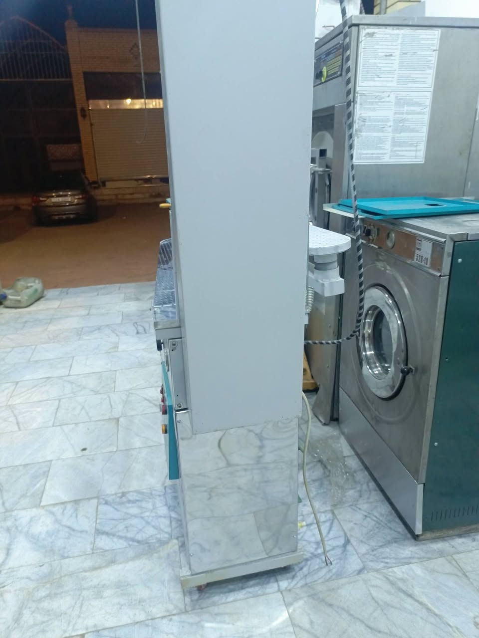 نورفا ام البرج جنح استيل نظيف جدا للاستفسار مراسلة الصفحه او الاتصال 
***********
