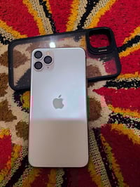 آيفون ١١ برو ماكس • بطارية ٩٥ • كفالة تصليح