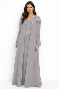 قياس ٤٤ • ملابس