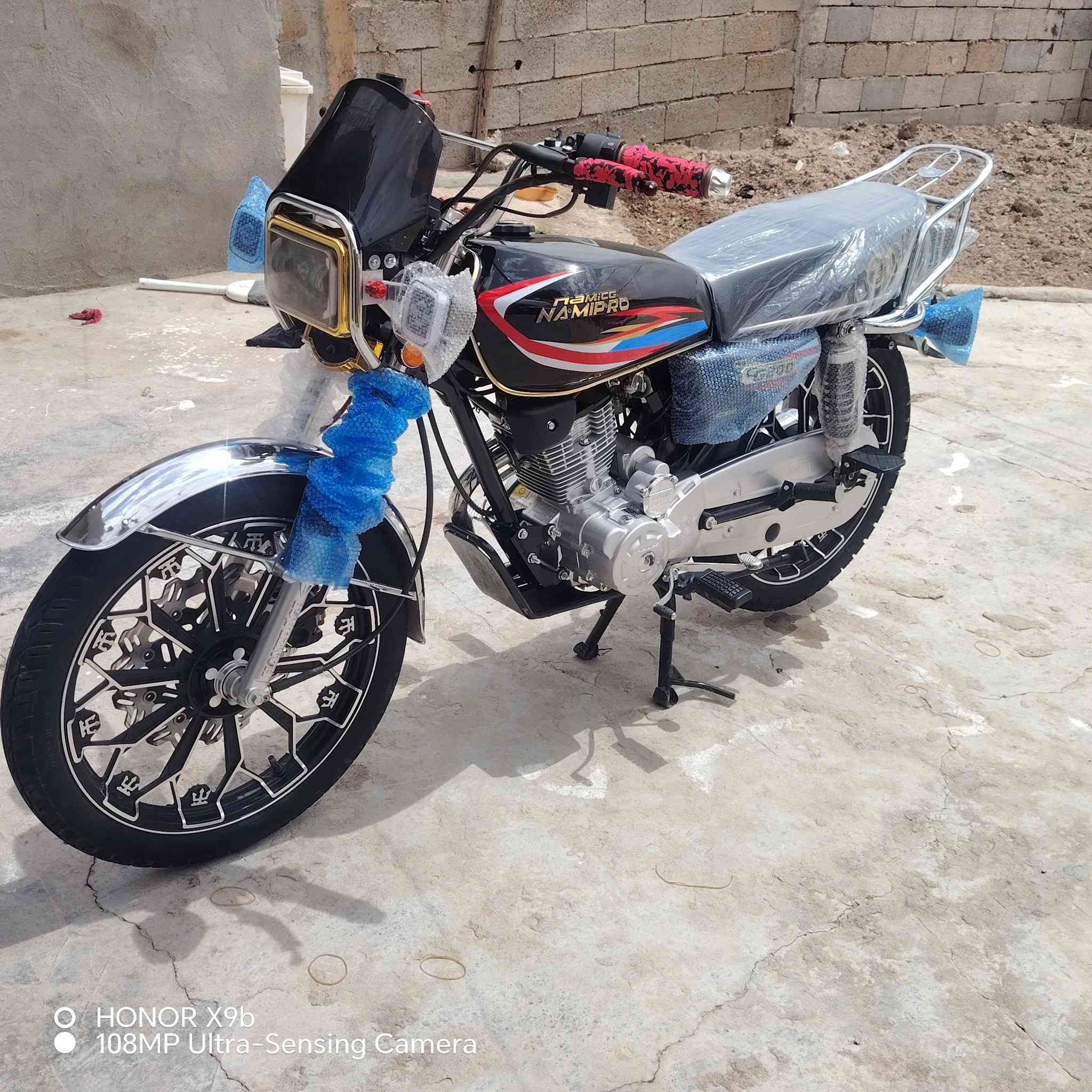 سلام وعليكم ماطور للبيع نامي برو هونزده مديل ٢٠٢٦ مكينه ٢٠٠ دراجه اخت زيرو جديده أكثر من الصور رجان مو شراي لايخابرني ماطور جديد اخو زيرو ***********
