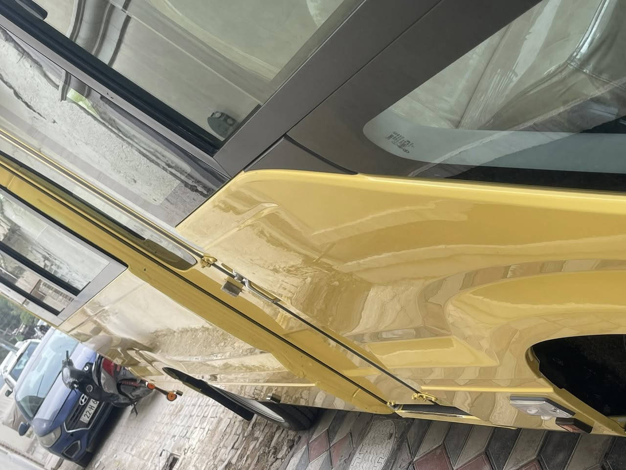 السلام عليكم
2017فيرنه كامله دوشمه وتخم تاير جديد ماشيه 280 للاستفسار اكثر ***********
