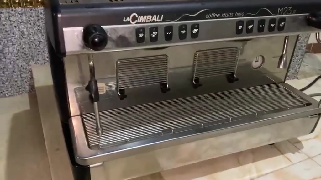 لقطه لكل صاحب كافيه وتاجر ✔️

ماكينة اسبريسو ايطالي شيمبالي M23 الغنية عن التعريف مستعمله بحالتها بسعر لقطه ربنا يبارك لصاحب النصيب ✔️ 

المكان في المنصوره للمعاينه وللتواصل 01021448566📲☎️


**إذا كنت صاحب هذا الإعلان وتريد حذفه لأي سبب، رجاءا أرسل رسالة إلى الدعم الفني**