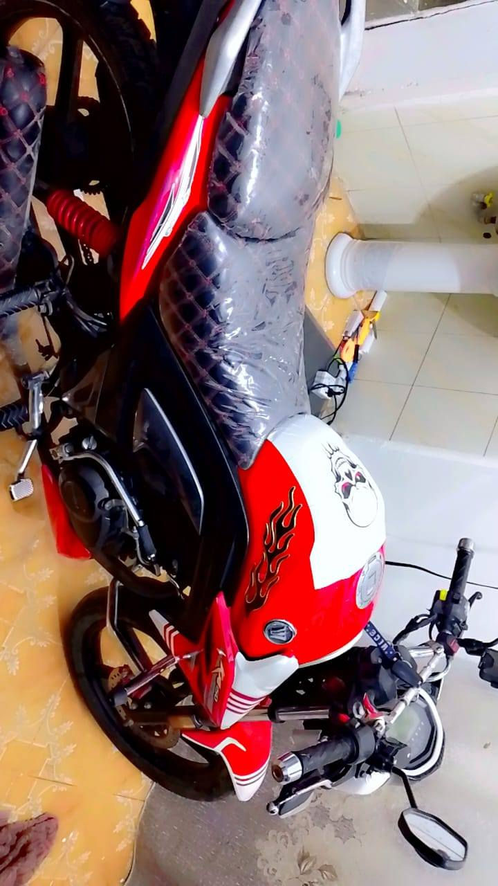 هاوجي 17 فول نضافه مسجل بسمي شرط تحويل مرتب تجي تجيك فقط مبدل كلجات


**إذا كنت صاحب هذا الإعلان وتريد حذفه لأي سبب، رجاءا أرسل رسالة إلى الدعم الفني**