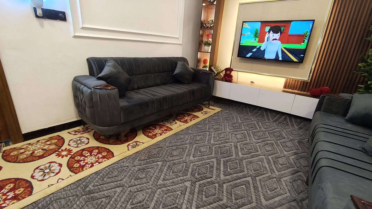 من بيت الزبون موديل واللون حسب طلب الزبون مع الضمااان ✅
الشارقه للاثاث 
ديوانيه حي الأمين عمود ٦٣٠
***********
