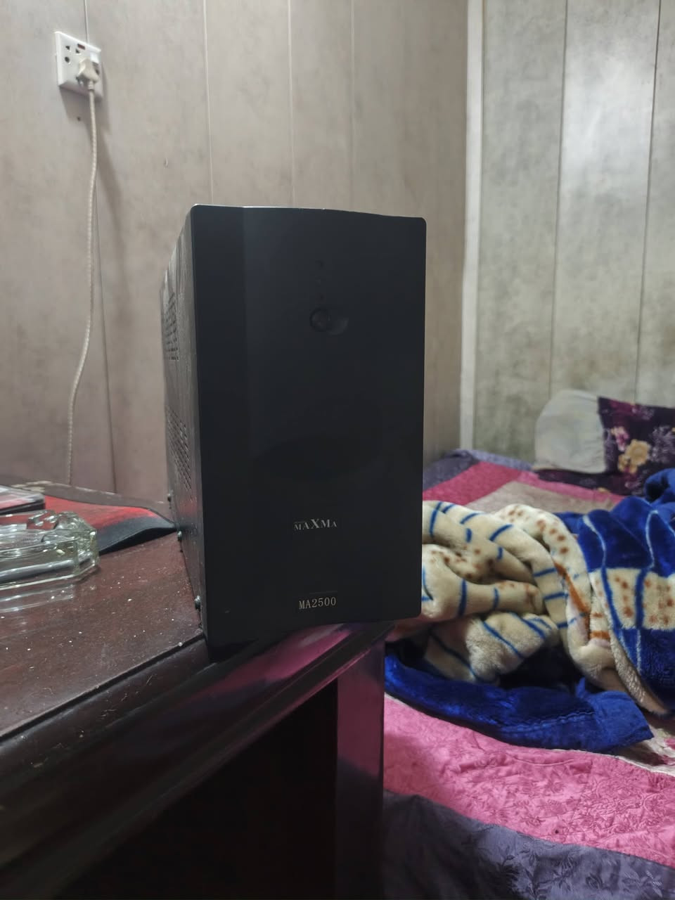 السلام عليكم
للبيع  يوبي اس  ماكسما اخو الجديد   2500v مشتري ب 125 
رايده ب 75
 كت ماوس وكيبورد ريد دراكون ب 35
سماعه هايبر اكس كلاود تو اخت الجديده ب 35
كيبورد ريد داركون ابيض ب٣٠ 
ماوس لوجتك 502 شغال بس الكفر الجوه واكع ب٢٠ 
والي ياخذهن شلع اتساهله بلسعر 
مكاني بغداد ***********
