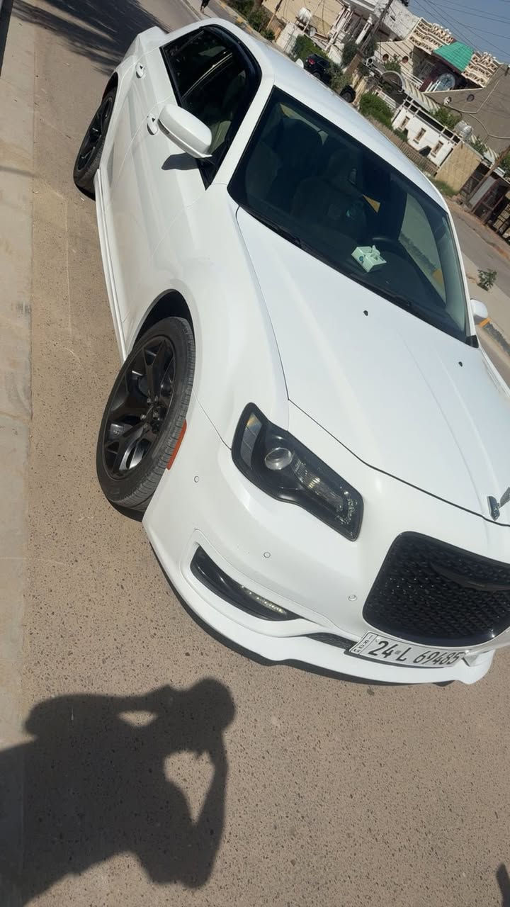 اوباما ابيض تورنك 23 كندي كلين  ماشيه 60 
مواصفات حساس امامي خلفي رادار جانبي بدون فتحه كشنات اماميه كهرباء بصمتين شاشه كاربلي تشغيل عن
بعد السيارة جديده كلش واحلى من الصور 
رقم دهوك
***********
