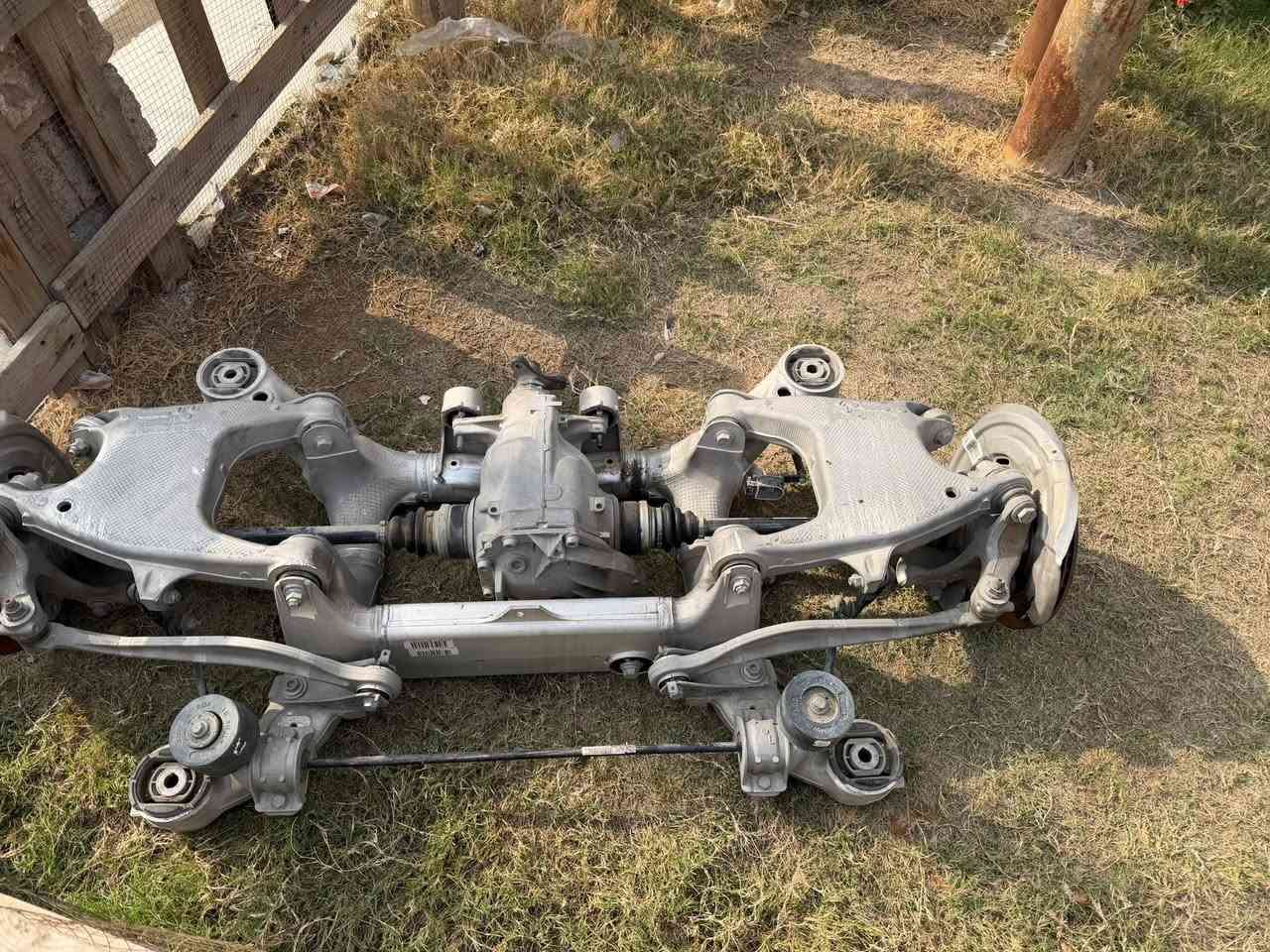 للبيع عربانه f10 مع فلنجات وفجوج السعر 150 هاتف ***********
