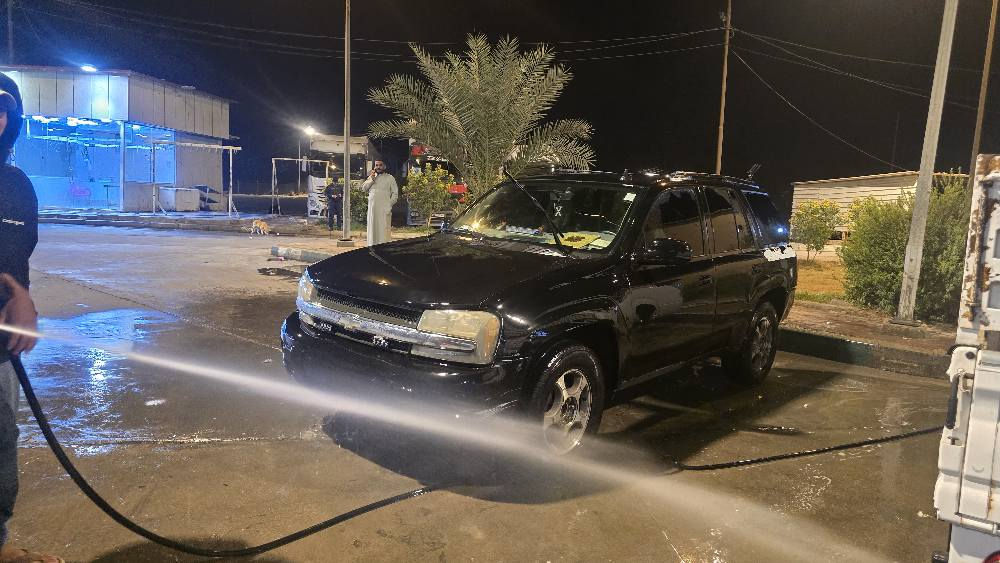 سيارة بلايزر ٢٠٠٨ مزاد داخلية السيارة محرك قبل ٣ اشهر شادة قبق ابيض حدادية قبل شهر مسويها السيارة جاهزة ونضيفه بيها خلل فقط بالكير البك بي صفنه للعلم السيارة بالمشي عDتبطنش وبيها شلعه تشك الكاع تبريد ماتبريد السيارة جاهزة وخير من الله فقط خلل بالبك وتحتاج صبغه وبيها وكاله  والسيارة جاي تجي اقراصهن للمرور مال البصرة ماشيه ١٦٢ الف جانت عد قاضي السيارة ب٦٠ وبيها مجال واكو بالسوك ارخص من هذا السعر بس بعد كلمن يعرف حلاله الله شاهد مامخلي بيها نقص والكير تصليحه مايكلف ٣٠٠ الف 

محتاج واريد ابيعها 

الشراي هذا رقمي *********** البصرة, العراق
