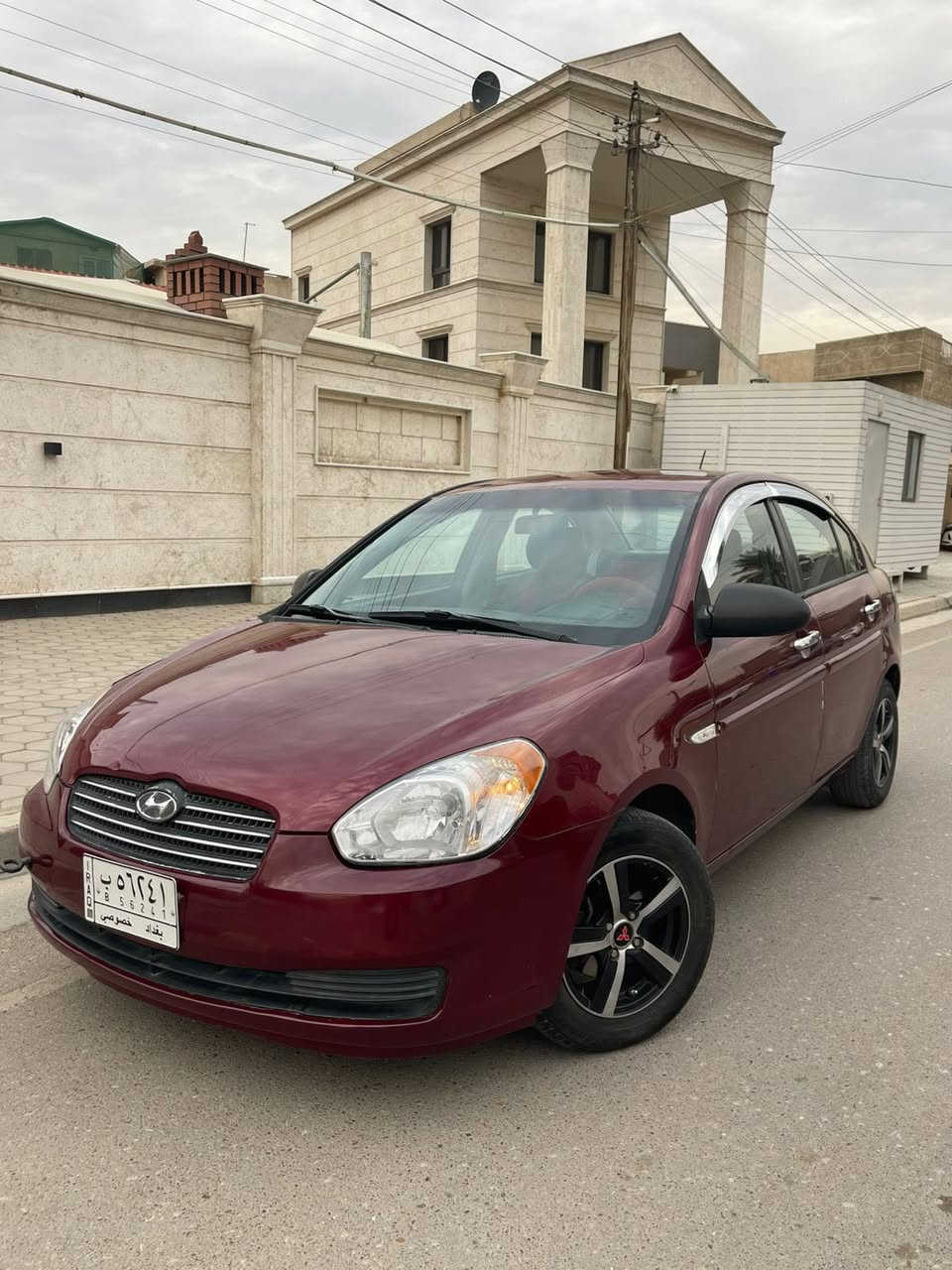 السلام عليكم . اكسنت موديل 2007 وارد امريكي حادثها جاملغ خلفي فقط وبيهة صبغ 3 قطع بدون دواخل شرط الفحص .. بجم مكفول برغي ممفتوح بي ماشية 160 اخوان سيارة جاهزة من كلشي وحلوة وناصبة مكينة 1600 كير مكينة تبريد بدفئة كلها جاهزة واي نقص مابيهة تخم تاير جديد السعر 83 وبيهة مجال بسيط مكاني بغداد العامرية ***********
