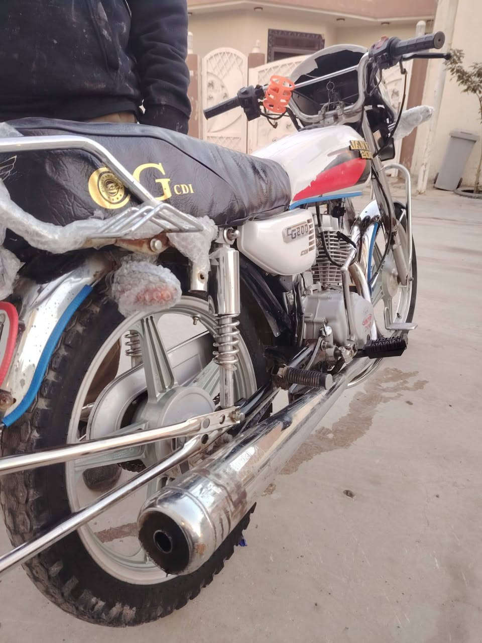 جني محرك 200للبيع
گير محرك بشرط 
كهربائيات كله شغال بشرط 
الماطور فول نشط ماشاءالله 
سعره 325وبي مجال قليل للطيبين 
***********
