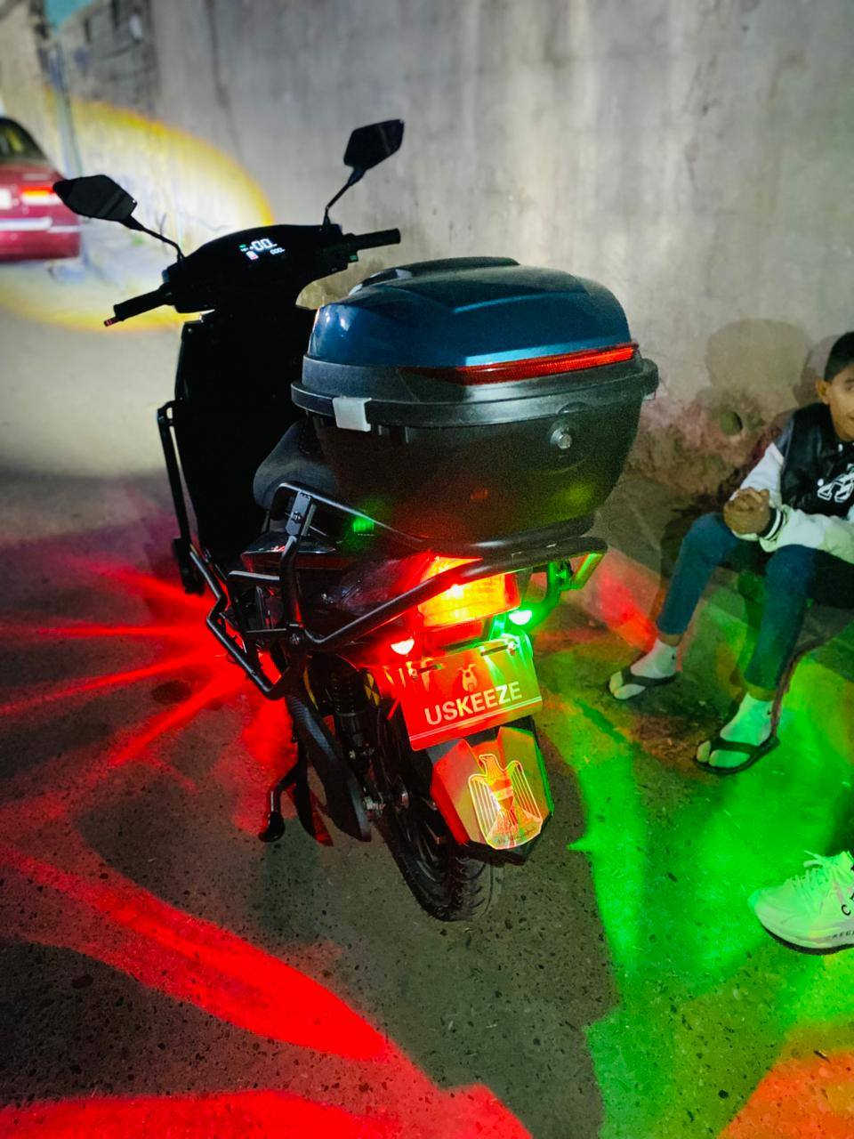 للبيع: موطور شحن 2025 6 بطاريات جديدة واحد مستعمل اليوم بدلته و5 جديدات ع الفحص الموطور جديد صار تقريباً 3 اشهر من اخذته السعر 750 وبي مجال.#هيت ***********
