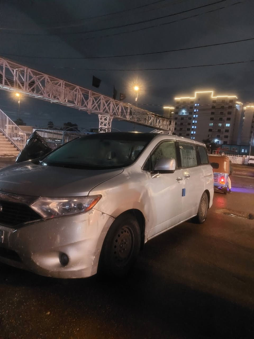 سلام عليكم ورحمه
 بيع فقط بدون مراوس لن محتاج فلوسه ومستعجل على بيعته
 نيسان كويست موديل 2012 
مكينه 6سلندر3500
سياره كامله مكمله
 مكفوله مكينه كير كهربائيات
 {ماعده لتبريد عاطل بيه ليك بلراديتر}
{التدفئة شغاله فول}
 لسعر 115 رقم نكليزي
وهل شوفون نضافته السياره 
 بغداد الامين لثانيه بسمي رقمي واساب ***********
