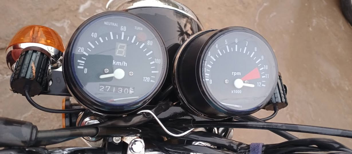 رقم وسنويه مداوري ثاني يوم دراجه نضيفه وحلوه احله من صوره الصوره ضالمته هواي سعر مليون و300مكان نجف ناحيه العباسيه رقمي بي واتساب راسلني وبيك خير وتدلل ***********
