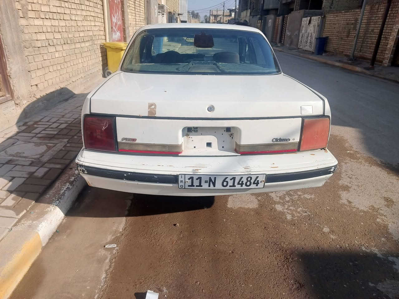 السلام عليكم اولدز موديل 1990 باسمي رقم بغداد مكاني بغداد العبيدي السعر 28 وبيها مجال ***********
