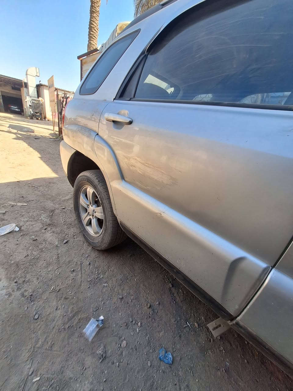 سبورتج 2009 سيارة كايمة ضررها بجم ومصبوغ رقمها بغداد صدر السيارة جديد  عنوان ديالى السعر 
للاتصال/***********
