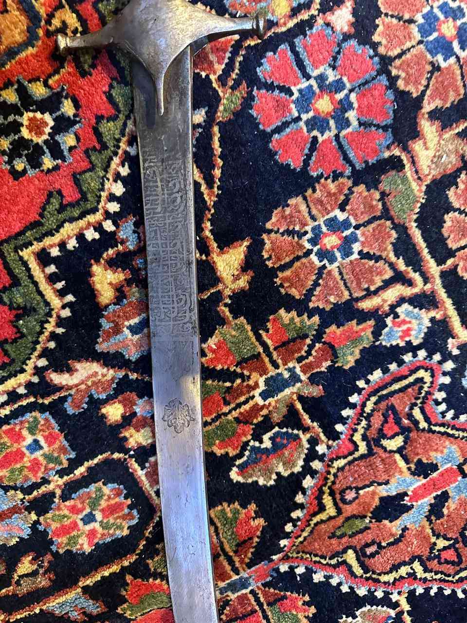سلام عليكم سيف عربي قديم طول متر يده عاج


**إذا كنت صاحب هذا الإعلان وتريد حذفه لأي سبب، رجاءا أرسل رسالة إلى الدعم الفني**
