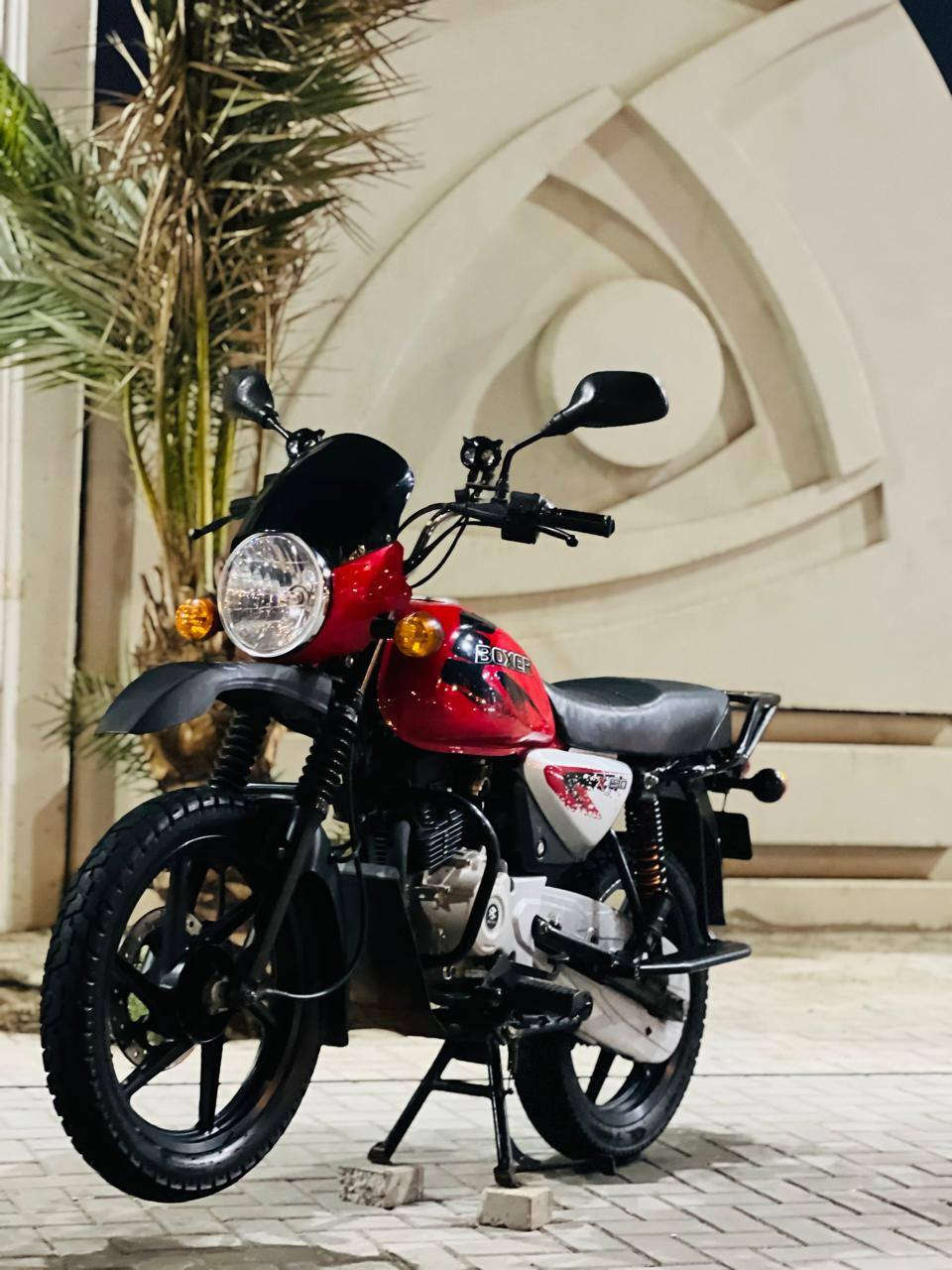 السلام عليكم دراجه بوكسر بجاج للبيع مديل 22شهر 10 سنويه ورقم بس الرقم مامستلمه الداج  حيل نضيفه ومامتعوبه مكان الدراجه البصره قبله وهاذ رقمي ***********
