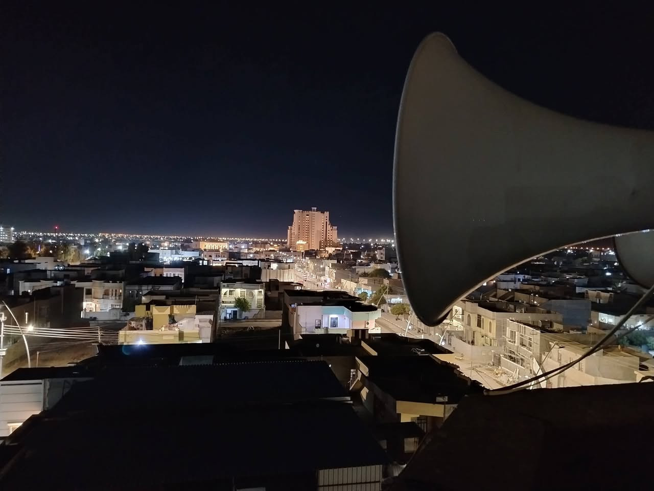 #مكتب_السجاد_للصوتيات
بحمد الله تعالى تم تجهيز جامع الوارث في مدينة الرمادي من منظومة داخلية وخارجية استعداد لشهر رمضان المبارك
مخلص الحلبوسي للصوتيات
***********
الفلوجة_مقابل شارع الأطباء
