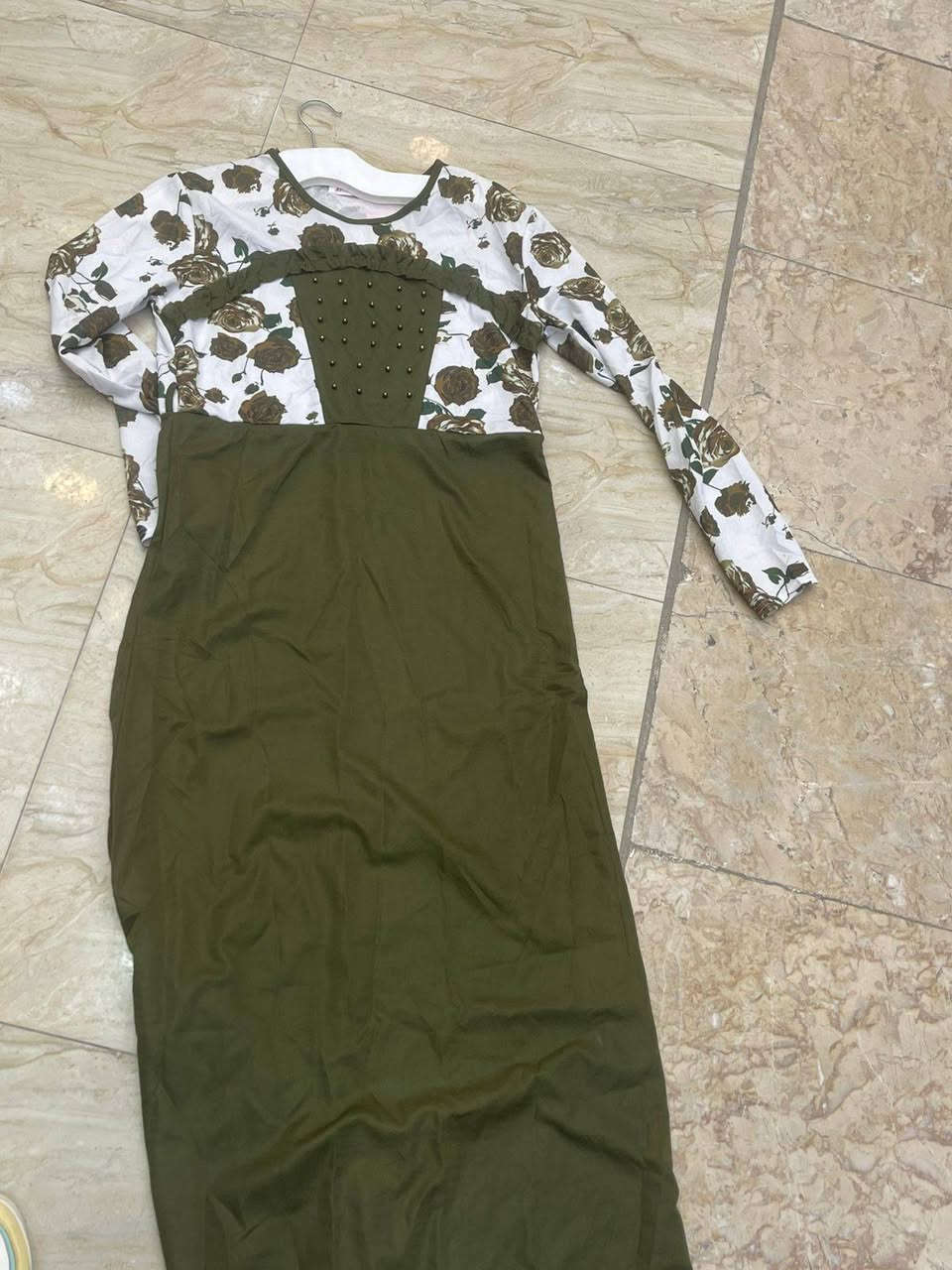 تصفيا محل شلعه سعر ق ٢٥٠٠ دينار فقط ***********
