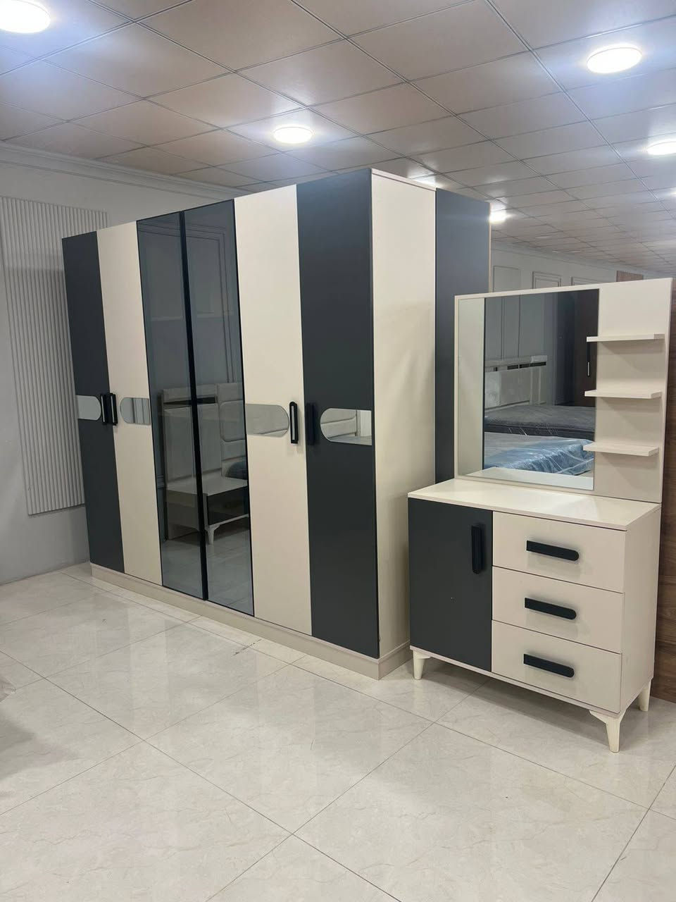 تم وصول عرف نوم جديده 5 قطع 
مراسله على واساب أو خاص رقم موبايل ***********
هردي عادل
