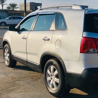 سورنتو • ٢٠١١ • ٢٤٠٠ ٤ سلندر